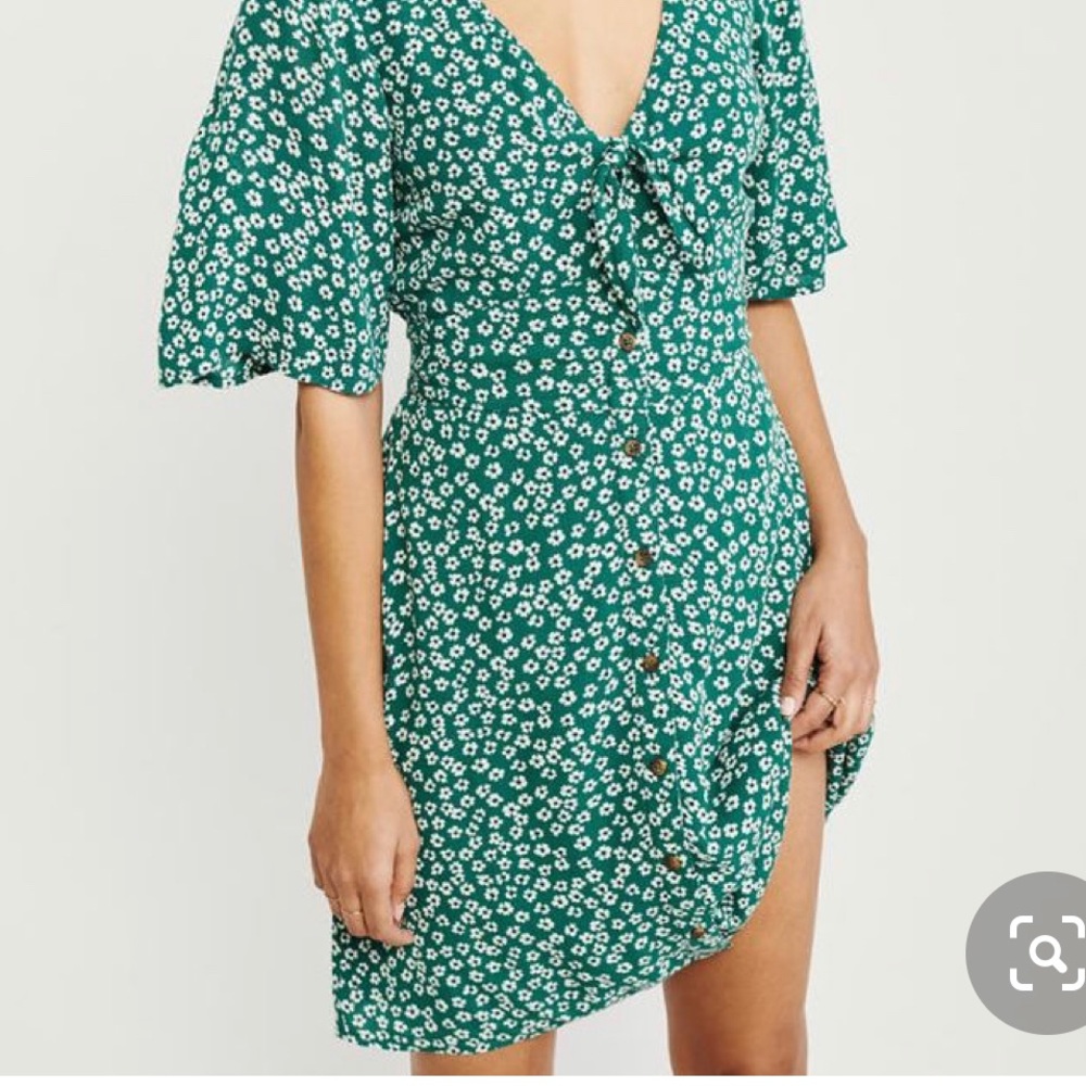 V-neck tie dress from Abercrombie and Fitch (XXS)